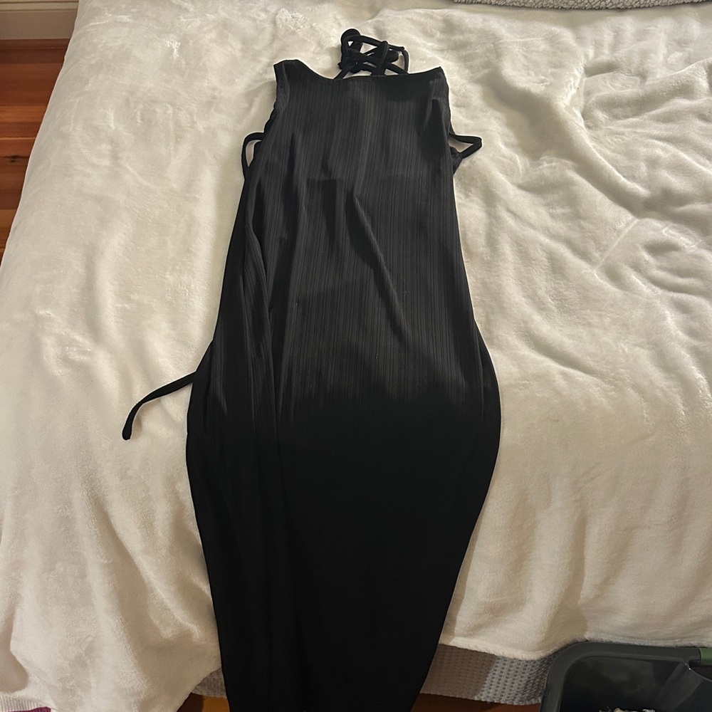 Elegant Black Sleeveless Backless Dress